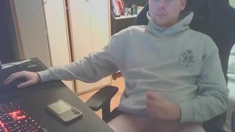 Snapshot of dae5 chatting on October 2025 05:57:02 PM Dae5 online show from October 2025 05:57:02 PM