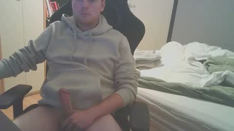 Snapshot of dae5 chatting on January 2026 04:01:02 PM Dae5 online show from January 2026 04:01:02 PM