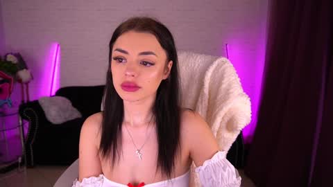 daenerys_daen online show from December 2024 08:13:01 AM