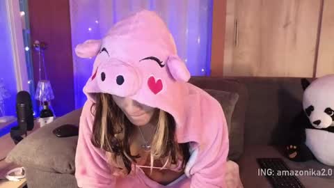 Snapshot of dafne_shark chatting on May 2026 02:11:02 PM LORENA online show from May 2026 02:11:02 PM