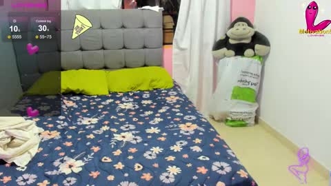 Snapshot of dahian_carter chatting on January 2025 12:09:02 PM Dahian  online show from January 2025 12:09:02 PM