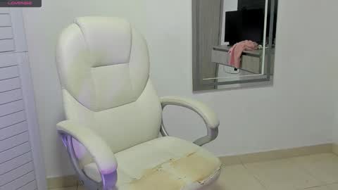 Snapshot of dahian_carter chatting on October 2025 01:22:02 PM Dahian  online show from October 2025 01:22:02 PM