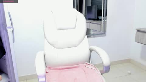 Snapshot of dahian_carter chatting on October 2025 12:09:01 PM Dahian  online show from October 2025 12:09:01 PM