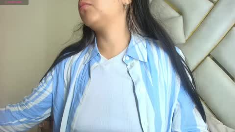 Dahiana  online show from April 2026 11:51:02 AM