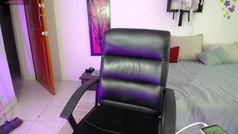 Dahiana online show from January 2025 03:14:02 PM