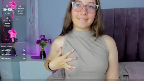 Snapshot of dahlia_rousse chatting on February 2025 05:07:02 PM Dahlia online show from February 2025 05:07:02 PM