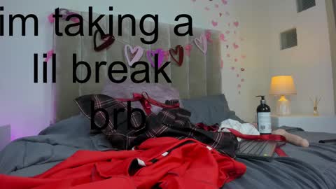 Snapshot of dahlia_rousse chatting on March 2025 02:48:01 AM Dahlia online show from March 2025 02:48:01 AM