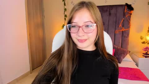 Snapshot of dahlia_rousse chatting on October 2025 11:24:02 PM Dahlia online show from October 2025 11:24:02 PM