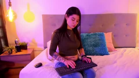 Dahlia Cielo online show from March 2026 01:43:02 PM