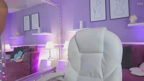 Snapshot of dahliagraey chatting on March 2026 11:35:01 AM Dahlia Grey online show from March 2026 11:35:01 AM