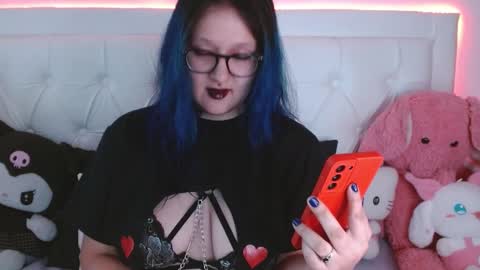 daiamoon online show from December 2024 10:37:01 PM