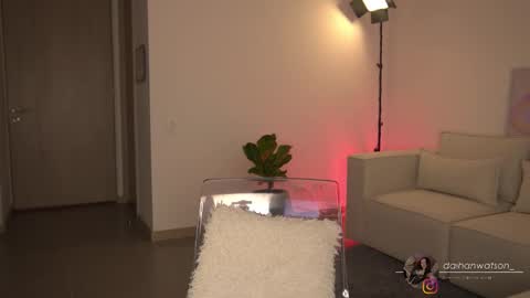 Snapshot of daihanwatson_ chatting on March 2025 01:36:02 AM Dai independent online show from March 2025 01:36:02 AM