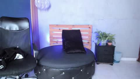 Snapshot of daiisy_kiss chatting on October 2025 07:12:02 PM daiisy_kiss online show from October 2025 07:12:02 PM