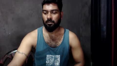 indian guys online show from October 2025 04:02:01 AM