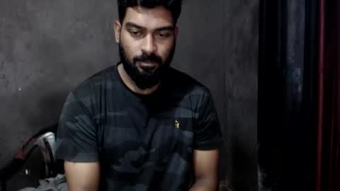 indian guys online show from October 2025 04:37:01 AM