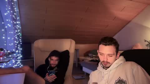 Snapshot of daimon_hall chatting on January 2025 04:23:01 AM Daimon online show from January 2025 04:23:01 AM