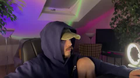 Snapshot of daimon_hall chatting on February 2026 01:13:02 AM Daimon online show from February 2026 01:13:02 AM