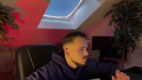 Snapshot of daimon_hall chatting on February 2026 02:15:01 PM Daimon online show from February 2026 02:15:01 PM