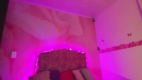 Snapshot of daisy__rose chatting on December 2024 02:36:02 AM Dai online show from December 2024 02:36:02 AM