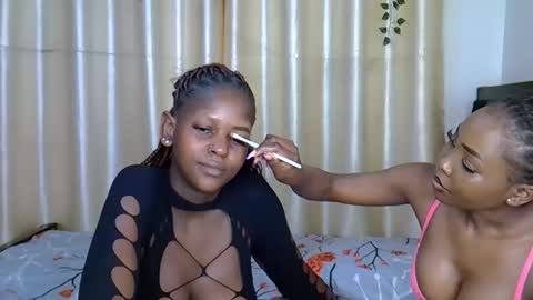 Snapshot of daisy_bunnie chatting on October 2025 06:38:02 PM daisy online show from October 2025 06:38:02 PM