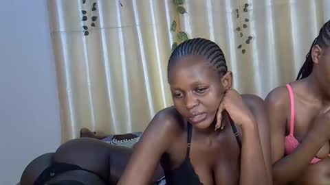 Snapshot of daisy_bunnie chatting on November 2025 02:34:01 AM daisy online show from November 2025 02:34:01 AM