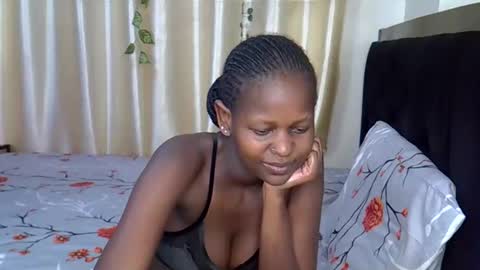 Snapshot of daisy_bunnie chatting on November 2025 03:34:01 PM daisy online show from November 2025 03:34:01 PM