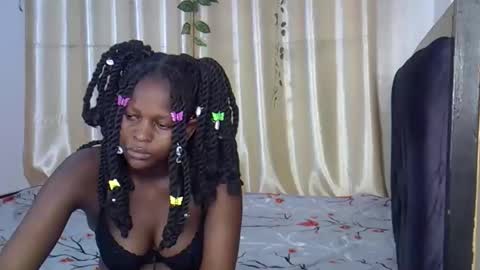 Snapshot of daisy_bunnie chatting on December 2025 07:56:02 AM daisy online show from December 2025 07:56:02 AM