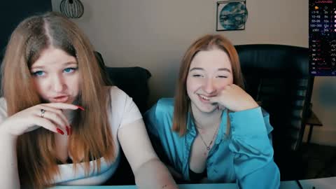 Snapshot of daisy_candy chatting on December 2024 04:47:02 AM Little Di online show from December 2024 04:47:02 AM