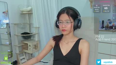 Daisy online show from November 2025 08:00:02 AM