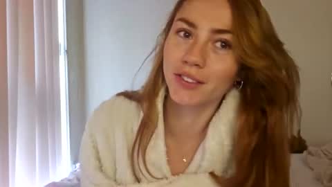 Snapshot of daisycollins1111 chatting on July 2026 02:36:01 AM Daisy online show from July 2026 02:36:01 AM