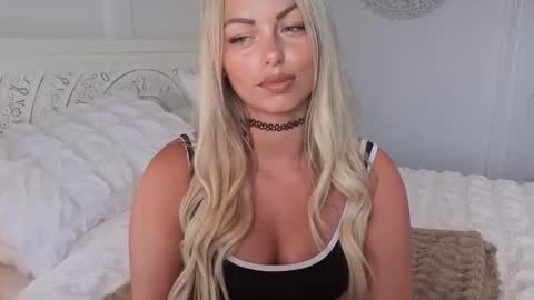 Daisy Dreams online show from June 2026 09:45:01 AM