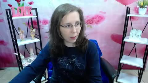 Snapshot of daisyedit chatting on May 2026 06:32:03 AM DaisyEdit online show from May 2026 06:32:03 AM
