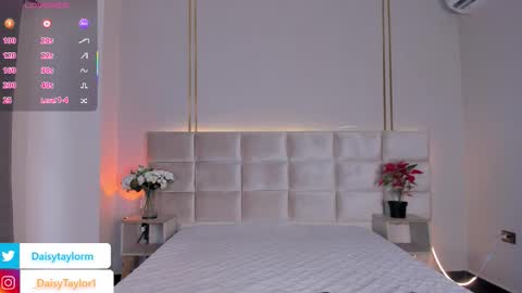 Daisy online show from November 2025 12:28:02 PM