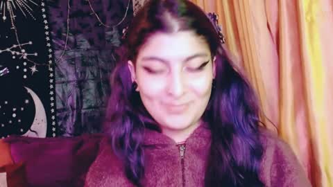 Snapshot of dak_7 chatting on December 2024 02:52:01 AM -- -- help me reach 100 hands up online show from December 2024 02:52:01 AM