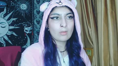 Snapshot of dak_7 chatting on January 2025 04:44:02 AM -- -- help me reach 100 hands up online show from January 2025 04:44:02 AM