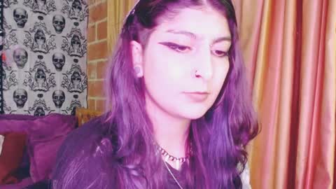 Snapshot of dak_7 chatting on February 2025 09:24:01 AM -- -- help me reach 100 hands up online show from February 2025 09:24:01 AM