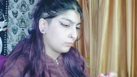 Snapshot of dak_7 chatting on February 2025 08:52:02 AM -- -- help me reach 100 hands up online show from February 2025 08:52:02 AM