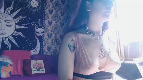 Snapshot of dak_7 chatting on February 2025 07:59:02 PM -- -- help me reach 100 hands up online show from February 2025 07:59:02 PM