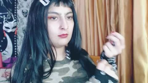 Snapshot of dak_7 chatting on March 2025 05:40:02 AM -- -- help me reach 100 hands up online show from March 2025 05:40:02 AM