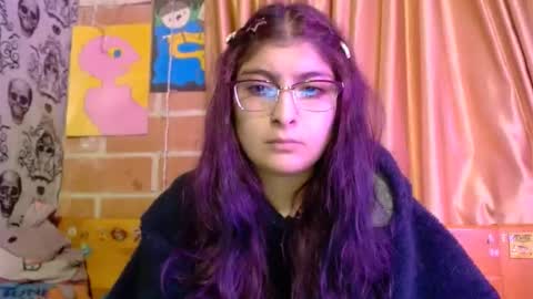 Snapshot of dak_7 chatting on September 2025 02:23:01 AM -- -- help me reach 100 hands up online show from September 2025 02:23:01 AM