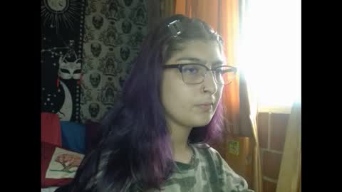 Snapshot of dak_7 chatting on October 2025 07:09:02 PM -- -- help me reach 100 hands up online show from October 2025 07:09:02 PM