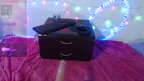 Snapshot of dakkotta_curvy chatting on December 2024 08:11:02 AM VALENTINA online show from December 2024 08:11:02 AM