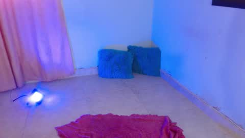 Snapshot of dakkotta_curvy chatting on November 2025 08:10:01 PM VALENTINA online show from November 2025 08:10:01 PM