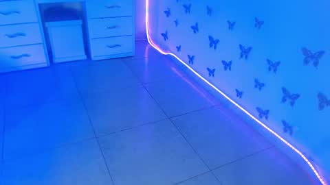 VALENTINA  online show from April 2026 06:10:02 AM