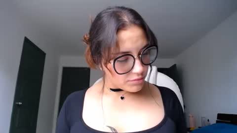 IG  dakotasofiaa online show from February 2026 09:00:02 PM