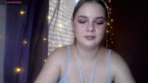 Snapshot of dakota_charm_ chatting on June 2026 10:53:02 AM Dakota online show from June 2026 10:53:02 AM