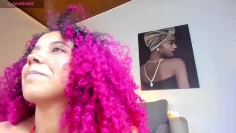 Snapshot of dakota_ds chatting on February 2025 09:15:01 PM dakota_ds online show from February 2025 09:15:01 PM