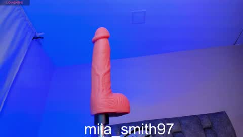 mia online show from November 2025 09:47:01 PM