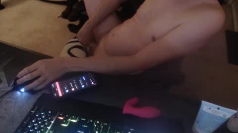 Dakota online show from November 2025 05:12:03 AM