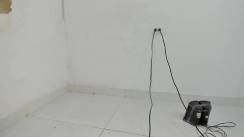 dakota_x18 online show from October 2025 08:06:02 PM